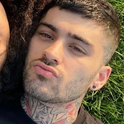 zynmalks's profile picture. 