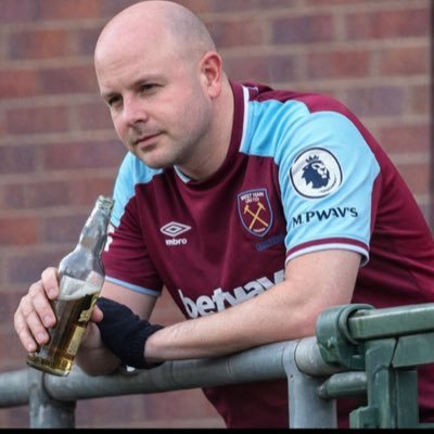 adamcooperwhu's profile picture. West Ham United, Running, Mockney Boy! Proud father of my two boys Mason and Ronnie 💙💙⚒️ #COMEONYOUIRONS