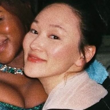 liinebaek's profile picture. Book Stan  //
📺 Smallville¹⁰ // Music Lover