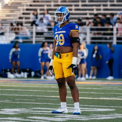 12Nadizzle's profile picture. EDGE @SanJoseStateFB 9️⃣9️⃣ 6’5 265lbs | 9162963414 | Nathan.a.Lewis@sjsu.edu