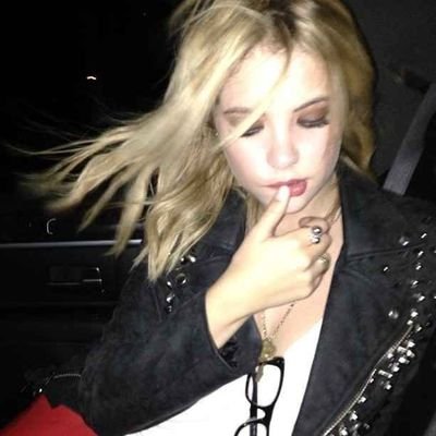 ☆•someone•☆ Profile