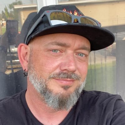 dazzlewokeguy's profile picture. UAP nut. Proud Métis. Always looking to the skies. Help me make my documentary exposing the harmful effects of social media on the ufo community 🇨🇦🍁🛸👽