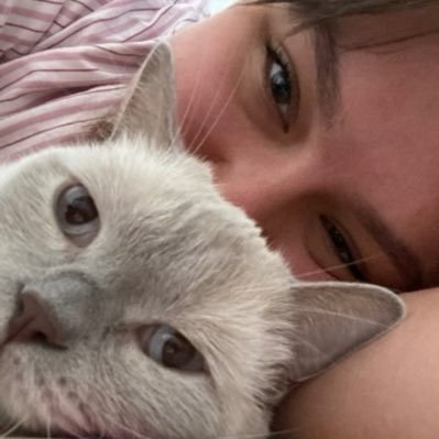 justgirljoy's profile picture. ama da komikli bir şeylerde arıyorum