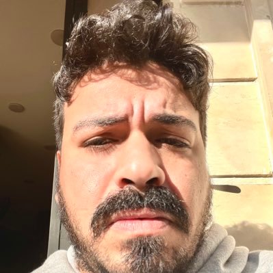 2hmdmhmod's profile picture. يبقى الشهيد وحدهُ مَن نجا