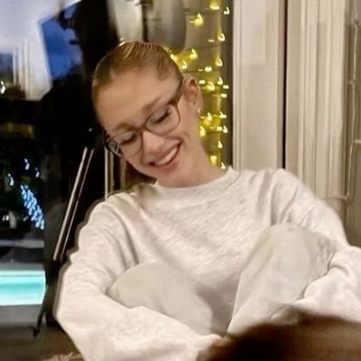 slut4kty's profile picture. half here, half gone.