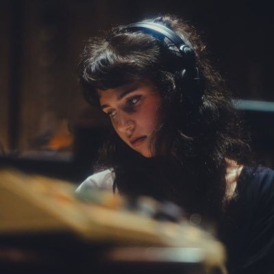 cherrybusting's profile picture. 