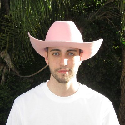 SantiagoMelian_'s profile picture. Co-founder & CEO of Melian // Organizing the world's products on @meliandotcom // 20yo from Argentina // truth seeking