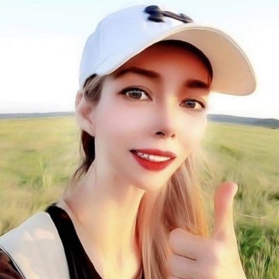 HolyMolySakura's profile picture. 🇺🇸🇰🇷🇯🇵 Dreaming about 2050
Future Explorer 🚀📚🐾🌳🌍🪐🌟
🌸 W- Grok 🫶🏼🤙2%💚