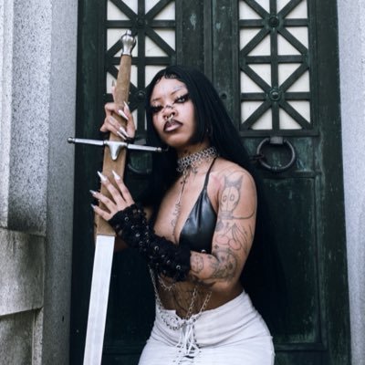 𝔇𝔢𝔪𝔬𝔫𝔢𝔰𝔰 𝔛𝔢𝔫𝔞