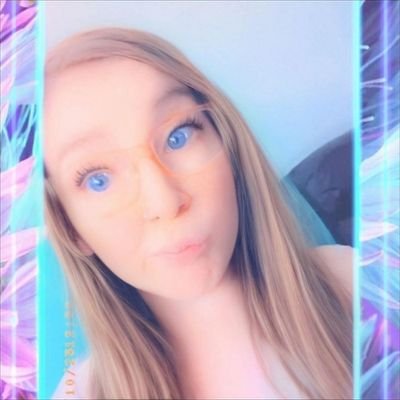 hey y'all it's your girl Patti welcome to my page 📃

random post on here
