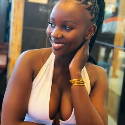 xme_lipeace's profile picture. from Rwanda ✌️
we live the life we love 💖😘
#say_mahoro