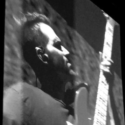 unusannusghost's profile picture. Mikey stan first lesbian second 

21   they / he / she 

Eng/Esp

Memento Mori ⌛🖤