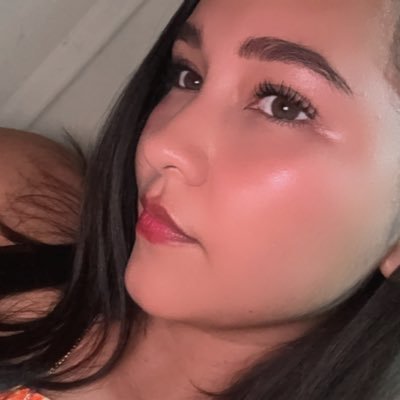 splm28_'s profile picture. Ig: @splm28  Confió en tus promesas