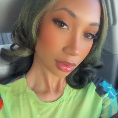 jpretttyyy's profile picture. ig:  _jprettyyyy