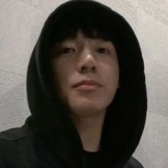 jeonpopstar's profile picture. 