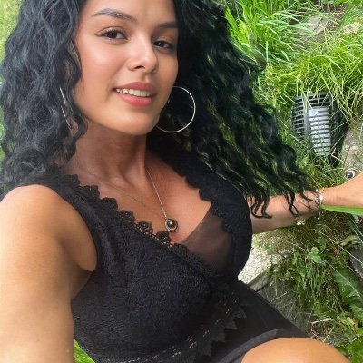 mariemkcohn's profile picture. Here for ideas, laughs, and progress 🥳