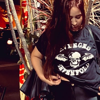 spidershadows's profile picture. must be my energy 🫀