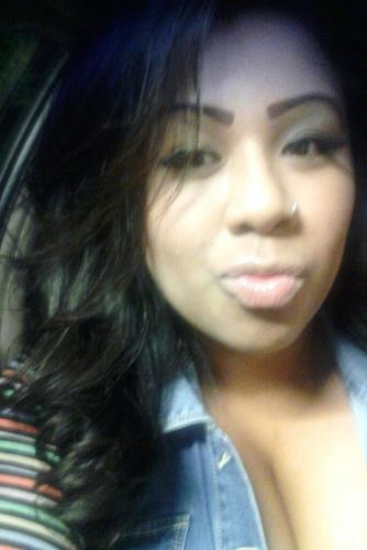 iSTAYiNPiNK's profile picture. Unforgettable. Dont need no captain save a hoe.