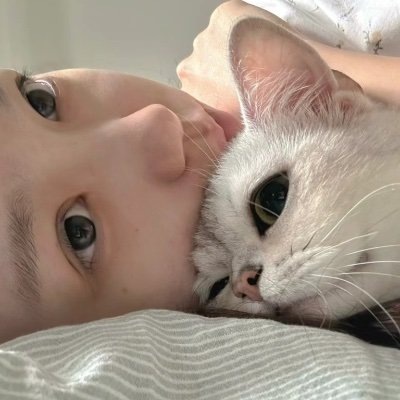 enuege's profile picture. 