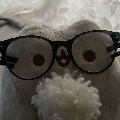 laracrotch_'s profile picture. white monster girl | priv → @laracrotchh