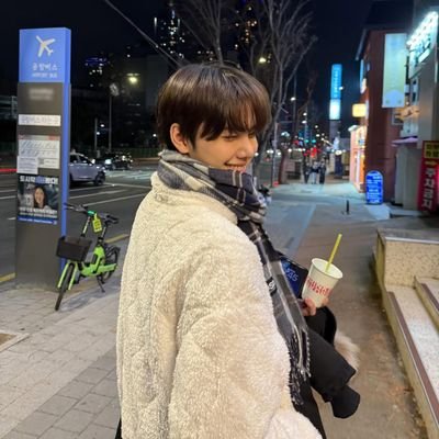 raraluv03's profile picture. #CRAVITY