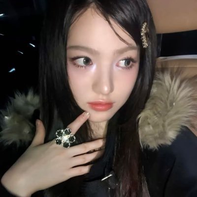 suisoup's profile picture. day & night i'm by your side ☆