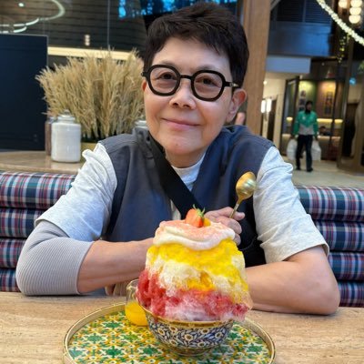 KhunpinNathanan's profile picture. life is good when you are happy but life is better when other people are happy because of you❤️