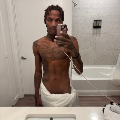 islangpipemama's profile picture. 