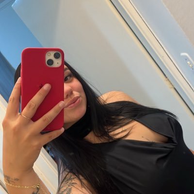 LimbergerAmanda's profile picture. 