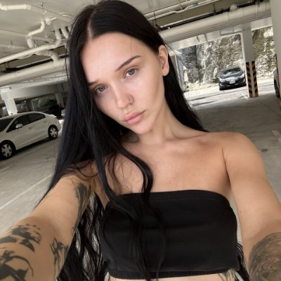 Lydiagh0st1's profile picture. Not chasing, just attracting.
Confidence is my perfume, passion my language 💋
Step into my energy if you can handle it ❤️