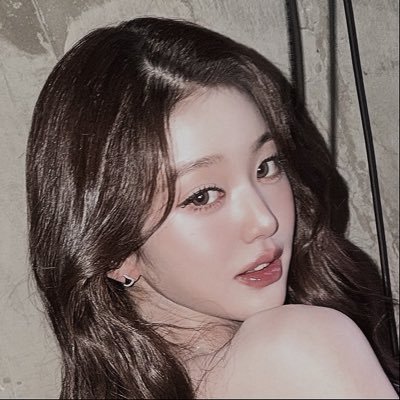 arinathv's profile picture. خانم دکتر بی اعصاب فندوم | ⟭⟬ |  OT7 | پاینده ایران جاوید شاه 🟥⬜️☀️🦁⬜️🟩