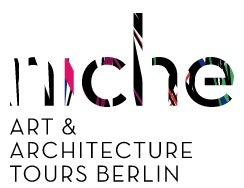 We show you the most interesting niches of Berlin's art and architecture. Join a Tour! And tell your friends!