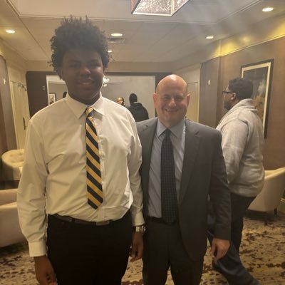 TreySmith688905's profile picture. 2029 Franklin High School | 6’6 | 83 in wing span | 3.75 GPA | OT | squat 415 lb