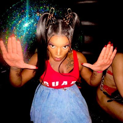 kornbreadTMFS's profile picture. 🏁 •Rupaul’s Drag Race s14 👑 •Corpulent Queen. 🏳️‍⚧️ •Trans 🧘🏿‍♀️•Troll