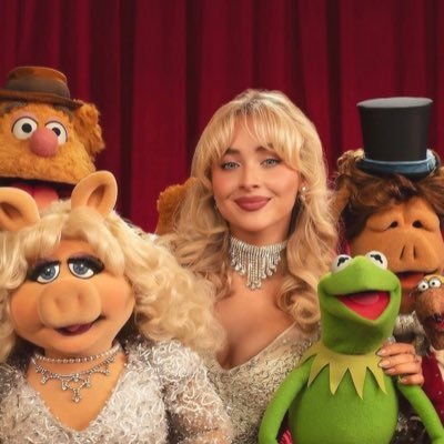 mrtaybrina's profile picture. |23| That’s that me, espresso. Was rockingrinch. Swiftie, Carpenter, Livie etc. autistic. I like everything. |18+| minors dni