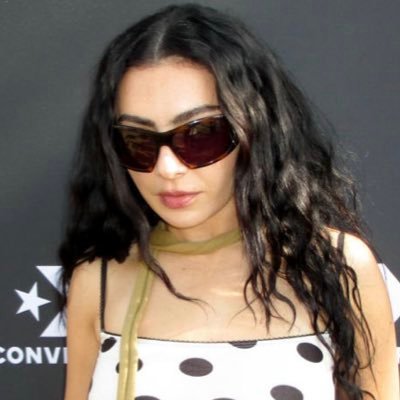 blurrywallows's profile picture. 