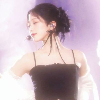 merzurry's profile picture. isfj | bangtan girlie | sharing thoughts | daily notes