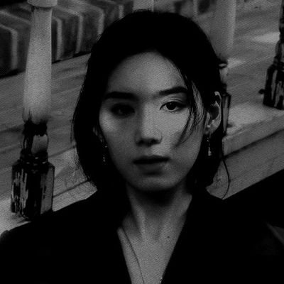 高, JUDITH.
