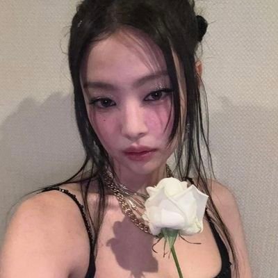 dinohsruby's profile picture. • the album, track 5 •