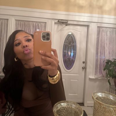 _tajanaeeee's profile picture. 