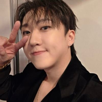 gimhyej90350528's profile picture. 