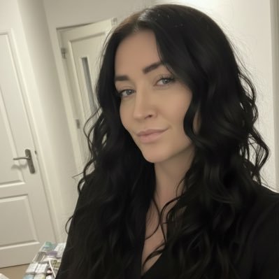 NADZOE93____'s profile picture. only private elite here!! l will mainly talk about crypto market price action analysis etc. ONLY FOR A FEW PEOPLE MAIN ACCOUNT @NADZOE93