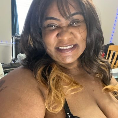 86_goddess's profile picture. @86Goddess_ @86GoddessX @juicylipsbabyyy