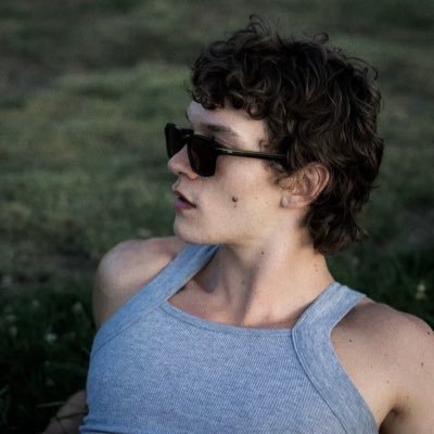 winterseras's profile picture. “ Well, would you choose me? ” “ I already have ” - shane & Ilya 🤍           
hudcon enthusiast & charles leclerc and lewis pullman stan ✨🔥