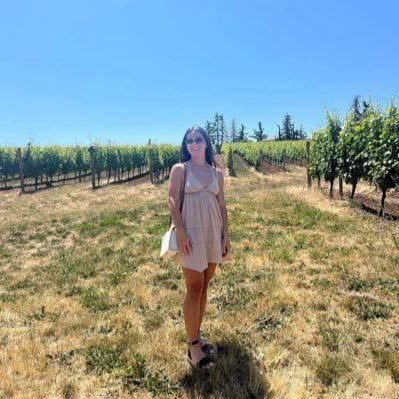 sabrinahhi's profile picture. believe in God☺️