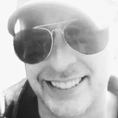 Mamo_Ales's profile picture. Disobbedire, Boicottare e il sistema corrotto salta.😁