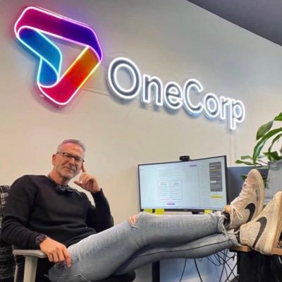 0liver_mason's profile picture. $320M lottery winner 🎉 Giving $55K to a few random people 💸 DM me if you need a blessing — no catch, just kindness. 💛 #GivingBack.