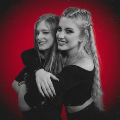 ToviScr3t's profile picture. on the street of entertainment •➜
    “un día te encontré, estaba vivo pero con vos comencé a vivir”