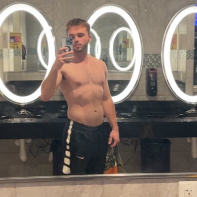 EliJWood's profile picture. 