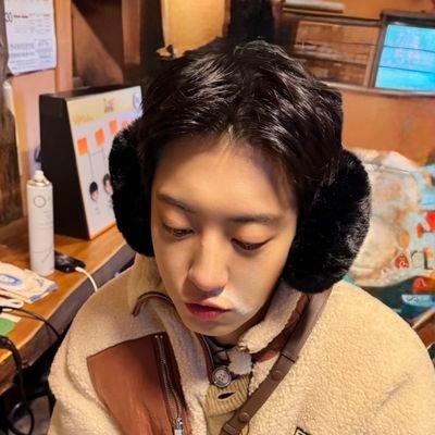 tiarae1127's profile picture. exo-l since 2014 |
moa since 2022